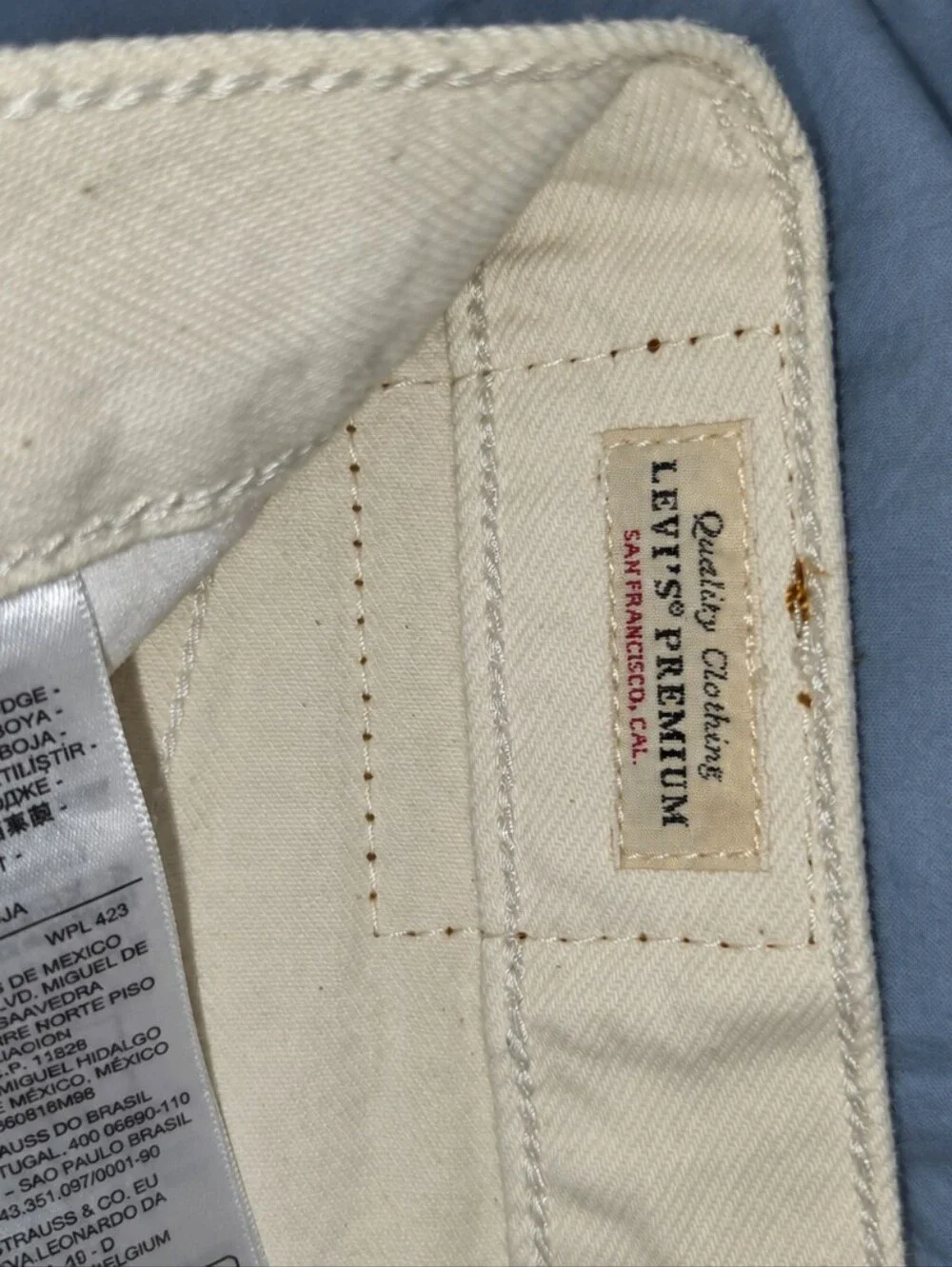 Levi’s Premium 501 Big E Cream Distressed Jeans W29 L26